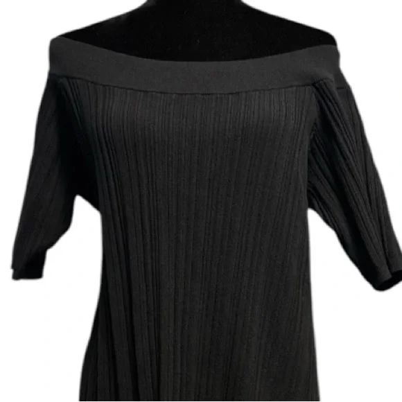 🆕RW & Co Off-The-Shoulder Fitted Ribbed Dress - Picture 8 of 11